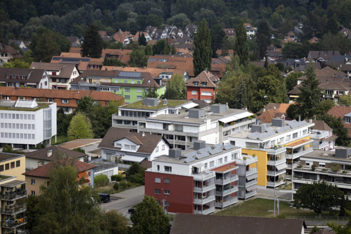 WOHNHAUS, MEHRFAMILIENHAUS, HAEUSER,